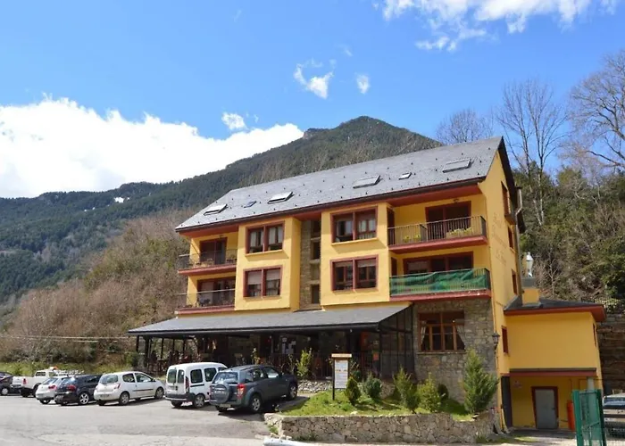 Hostal La Fuen Bielsa photo